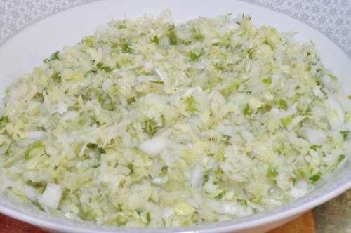 Jak uvařit salát z nového zelí ? Snadné recept, připravený za Do 30 minut